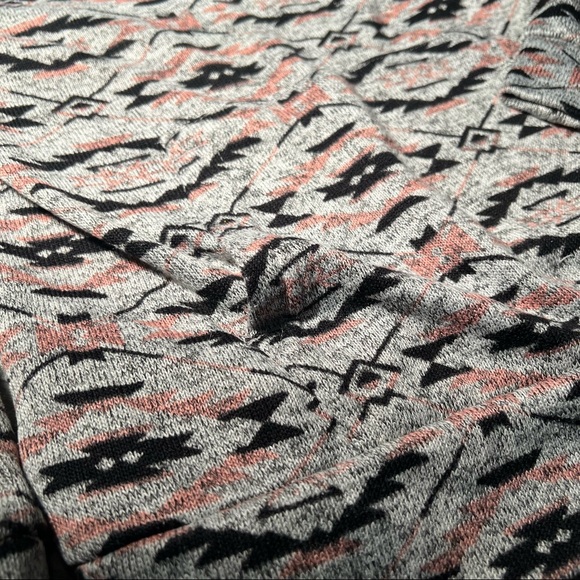 Derek Heart - Boho Cowl Neck Hoodie - Picture 2 of 5